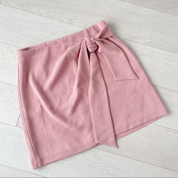 COPY - Aritzia / wilfred Mini Wrap Skirt - Picture 3 of 4